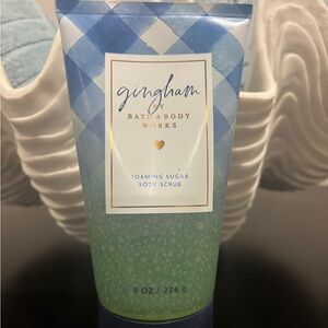 Gingham Foaming Sugar Exfoliant Scrub